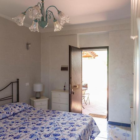 B&B Appartamenti L'Anfora 스펠론가 외부 사진