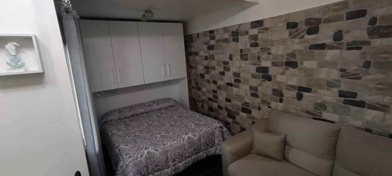 B&B Appartamenti L'Anfora 스펠론가 외부 사진