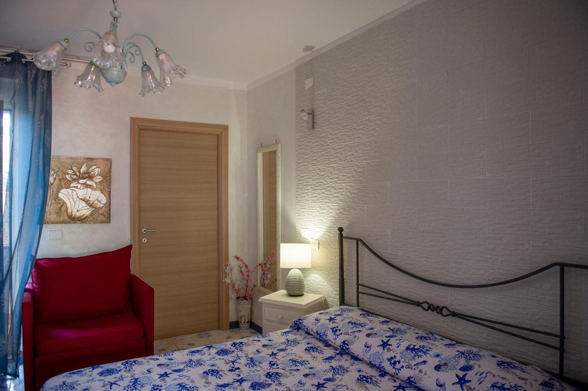 B&B Appartamenti L'Anfora 스펠론가 외부 사진