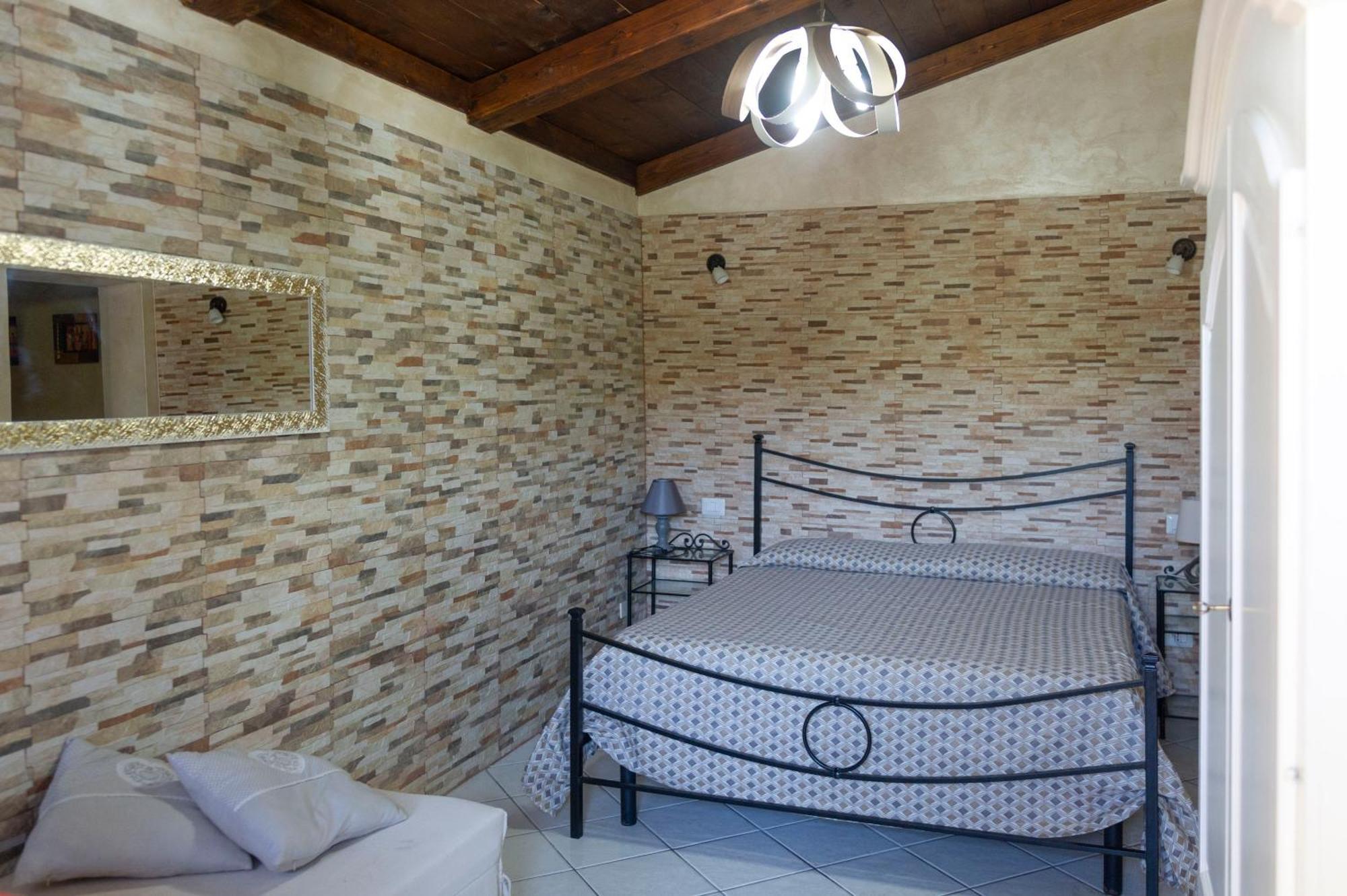 B&B Appartamenti L'Anfora 스펠론가 외부 사진