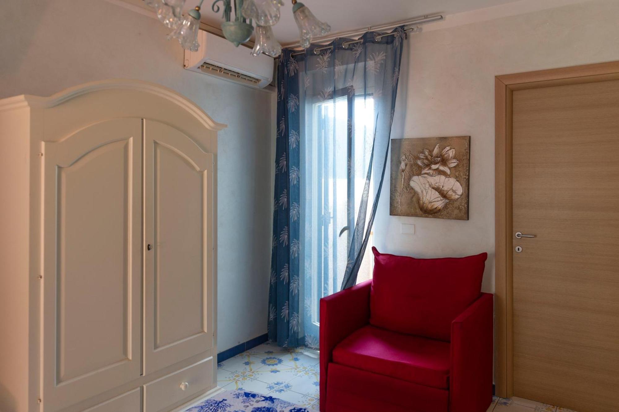 B&B Appartamenti L'Anfora 스펠론가 외부 사진